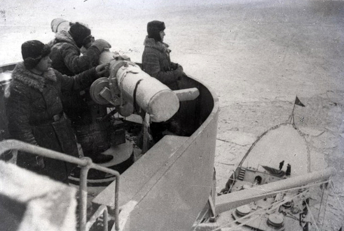 Линкор во льдах Ц 874028