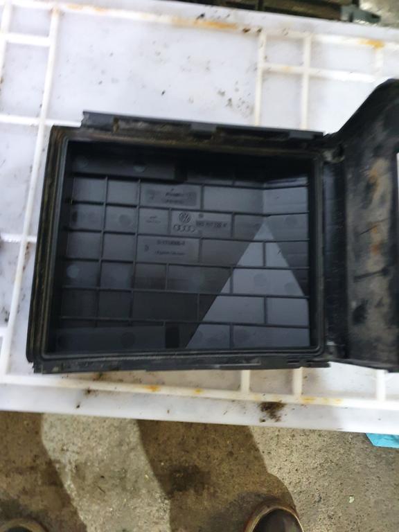 Корпус салонного фильтра