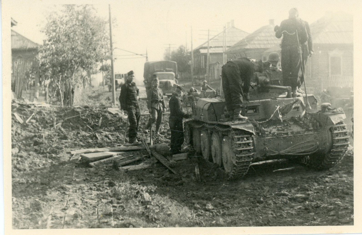 Beute Panze Tank Kämpfe Russland Foto