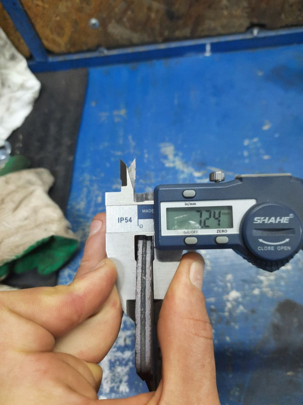 0CBBD02B-9C78-44AF-B7C1-9C5E53CAFF01