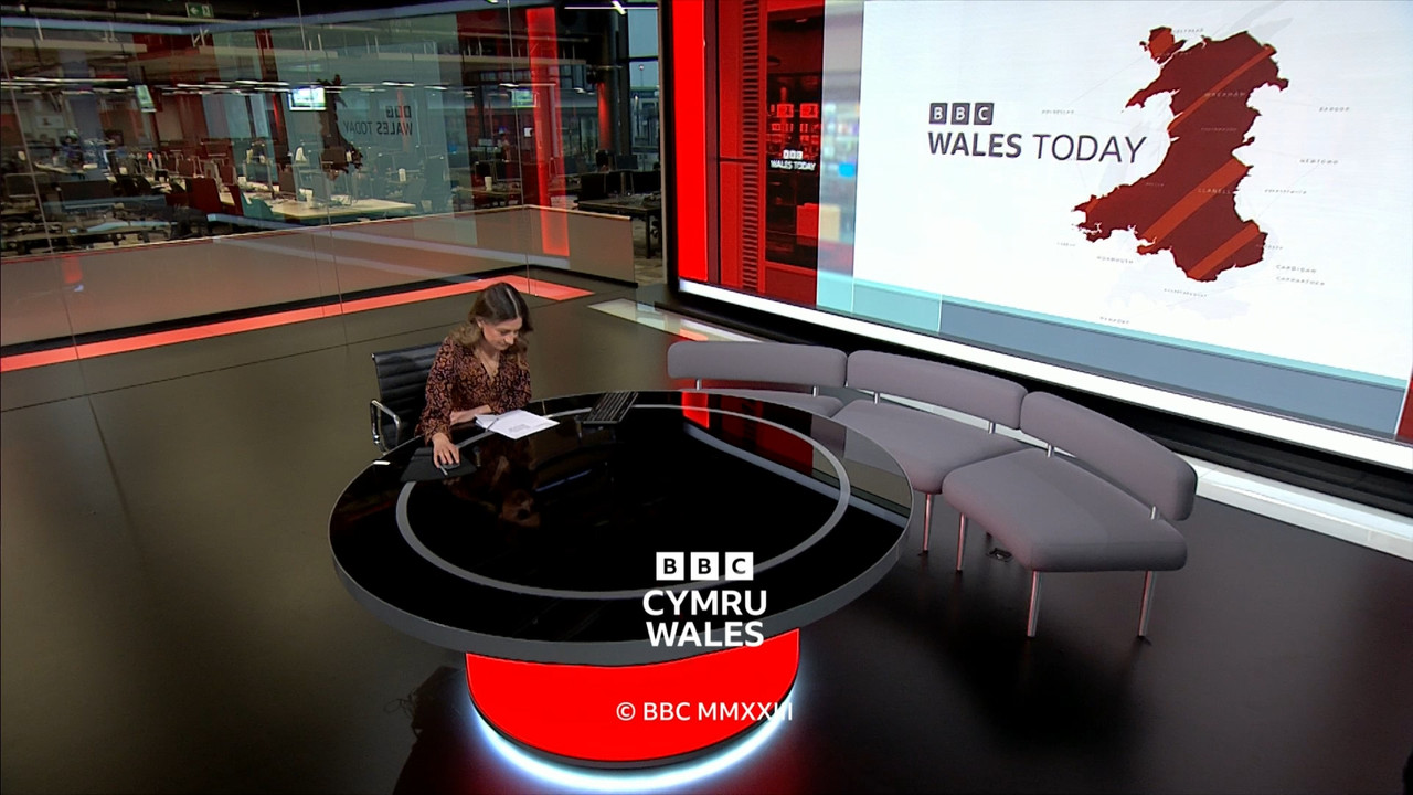 03.04 - 17.25.00 - BBC Wales Today. The latest news, sport, weather a....ts_snapshot_11.43.978