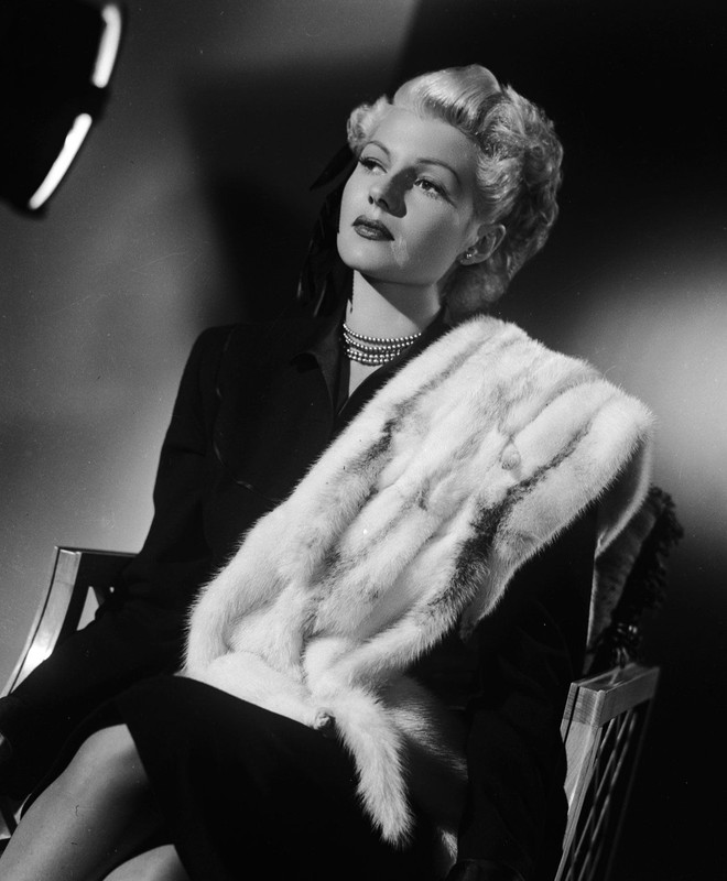 rita_hayworth_f49
