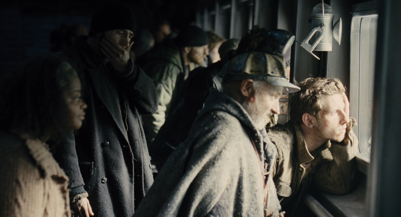 Snowpiercer.2013.iTALiAN.1080p.BluRay.x264-L4Zy.mkv_snapshot_00.36.29_[2020.05.24_23.57.52]