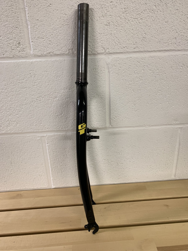 5F40C631-2905-4E75-921F-A27D41299101