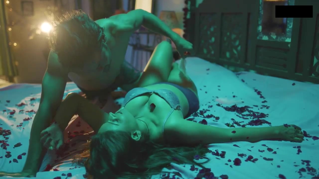 Nidhi mahawan hot web series