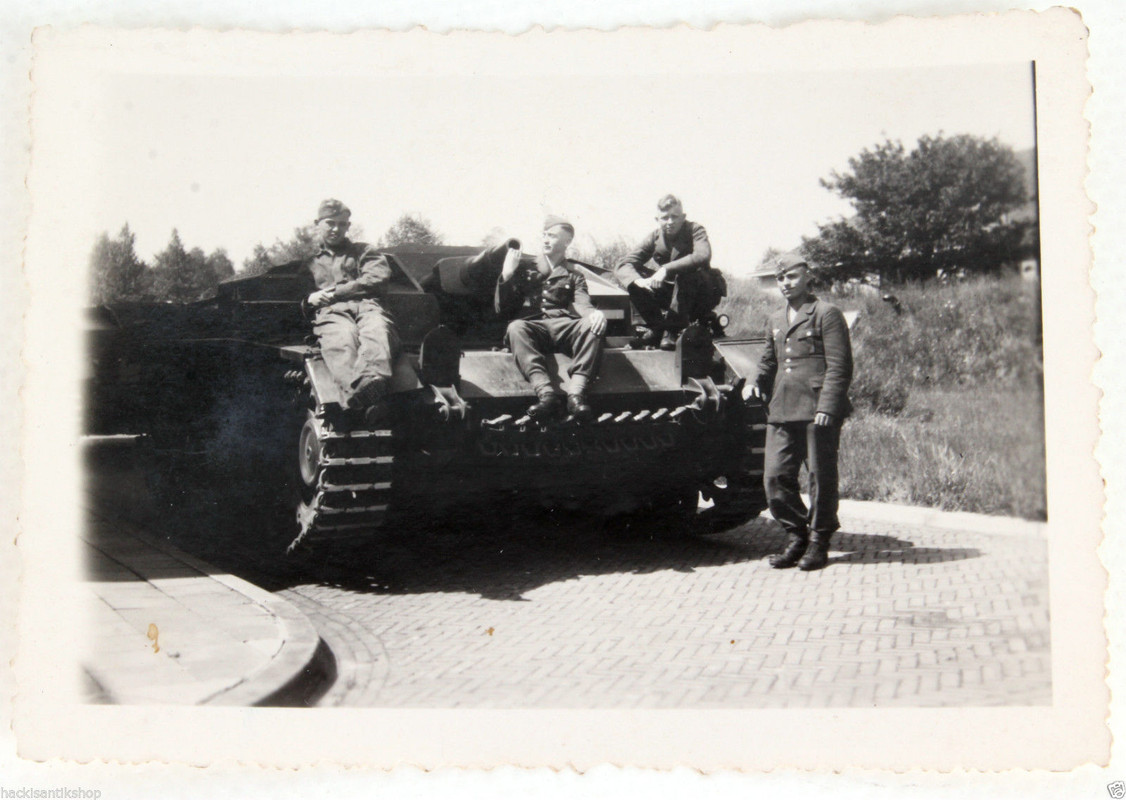 Original WK2 Foto Wehrmacht Sturmgeschütz in Har