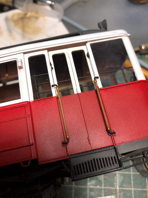 10AA2F6B-5730-43B3-93CE-22708E83FADD