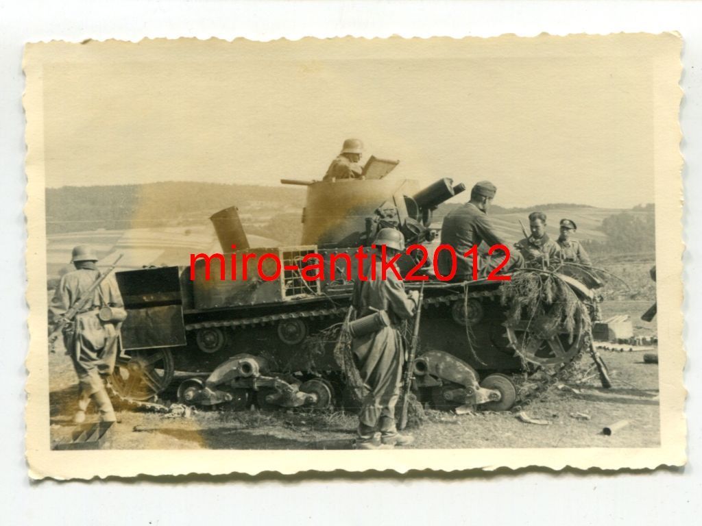 Foto, Wehrmacht, zerstörter polnischer Panzer, V