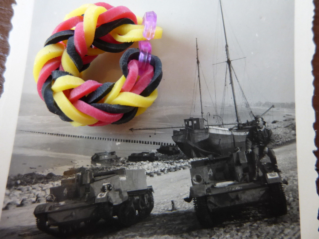 Foto 2.WK Dünkirchen Beute Universal Carrier Pan