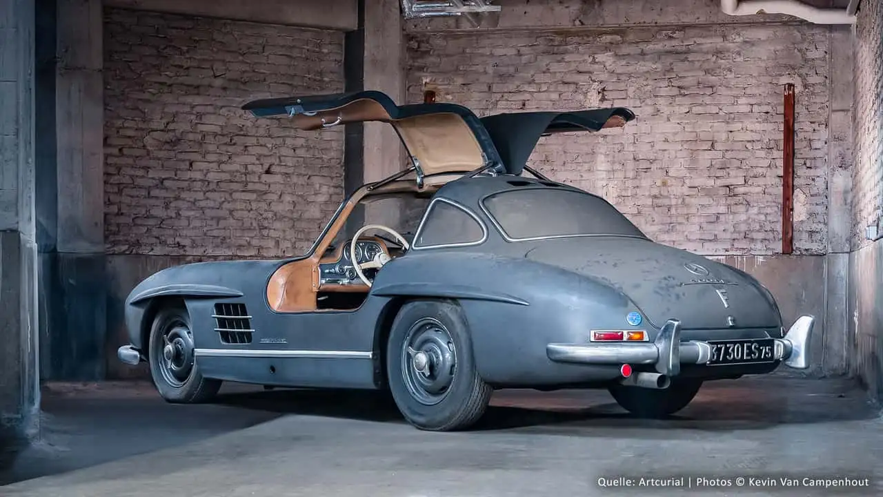 1956-mercedes-300-sl-gullwing.webp