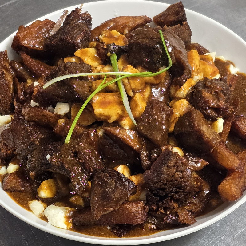 La meilleure poutine que tu vas manger de ta VIE/ the best poutine you'll eat in your LIFE