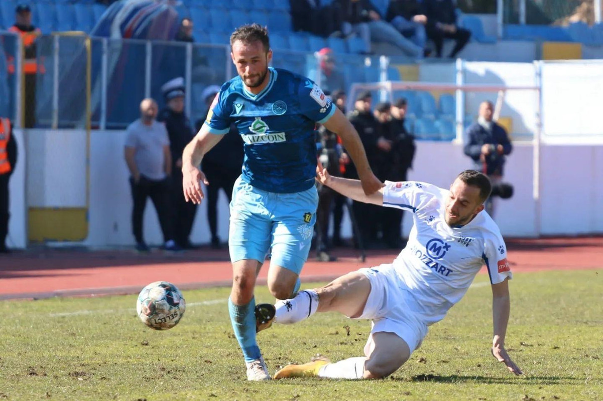 EED0BE3D-852D-4D4D-916F-0412E3DDA254