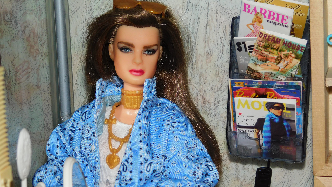 Кукольная комиссионка 007