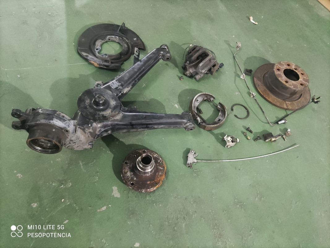 0D40FC77-BC46-41D8-9048-39126F865E9A