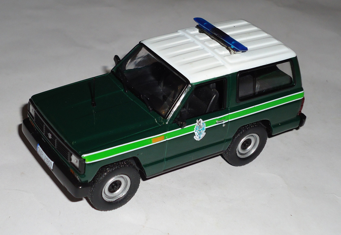 Nissan-Patrol Police