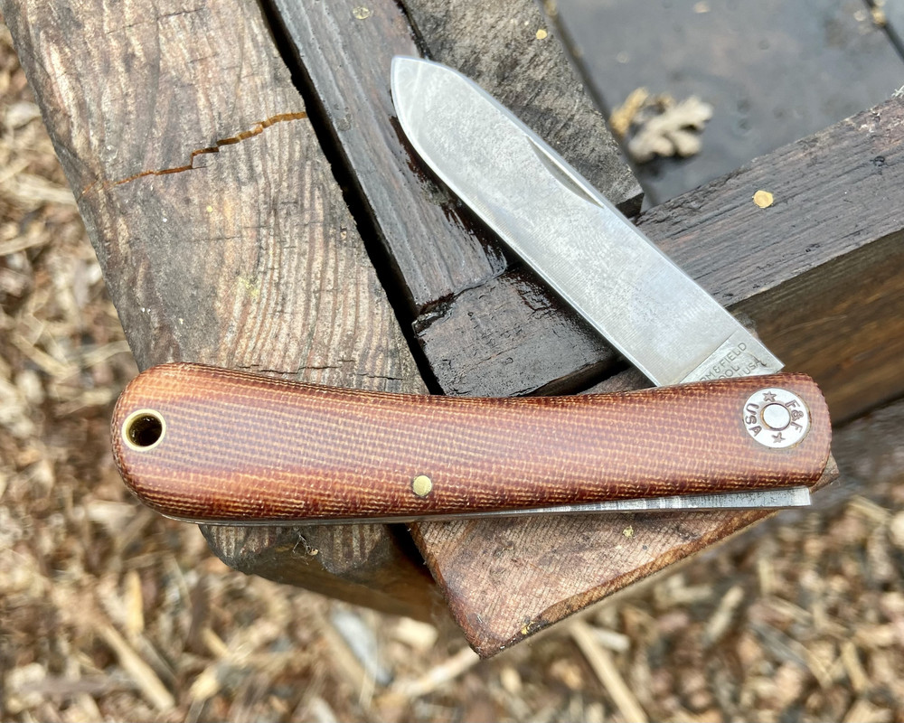 E700F2DE-49A7-4185-912E-8A159F6D3165_1_201_a