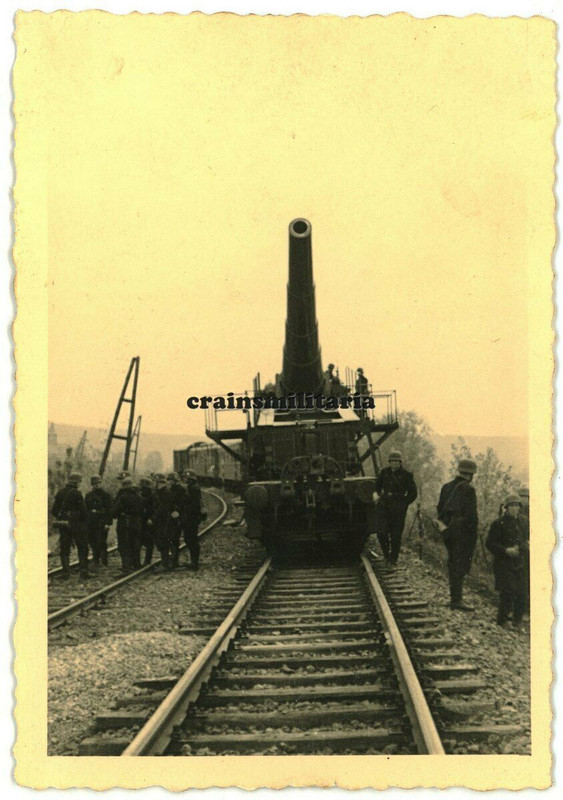 Orig. Foto Soldaten mit Eisenbahngeschütz Artillerie am Atlantikwall Frankreich