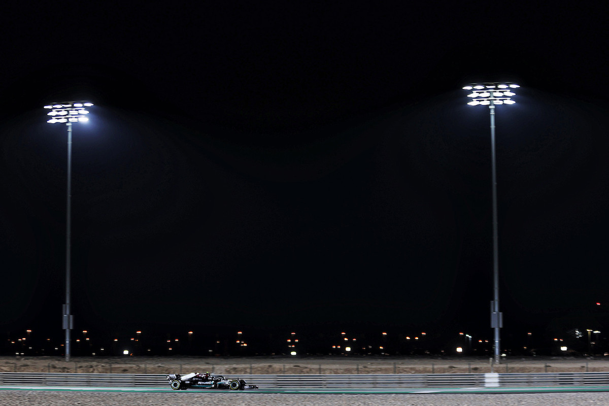 [Imagen: f1-gp-qatar-venerdi-libere-230.jpg]