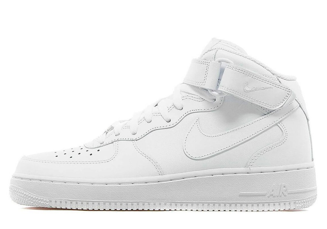 Nike Air Force 1 Mid Fresh Triple White