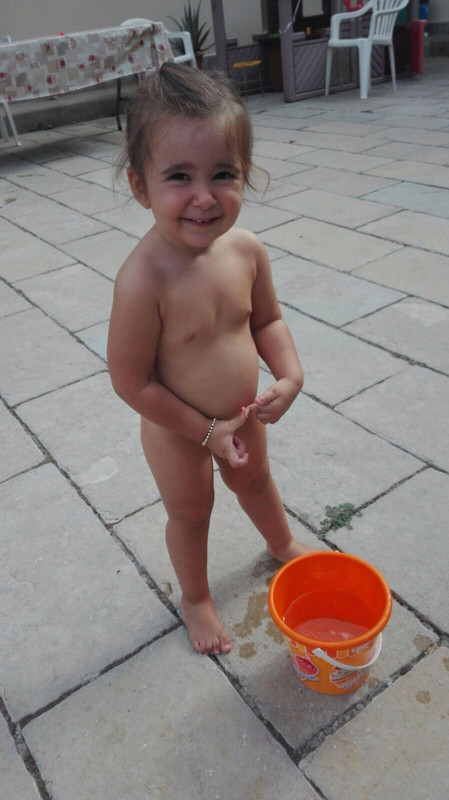 1B796AF8-D9A3-45C5-8F22-F551DABE2434