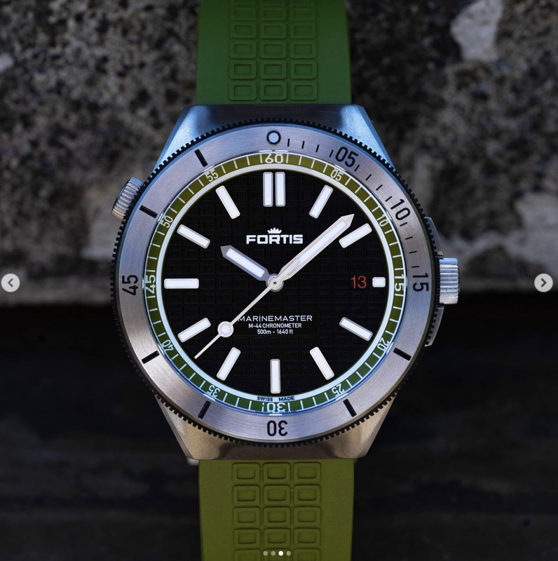 1612A9C4-0872-4946-864F-F25A74BF7650