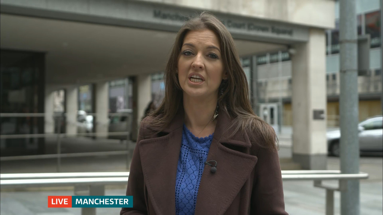 ITV Lunchtime News_20230228_13301355.ts_snapshot_17.09.252