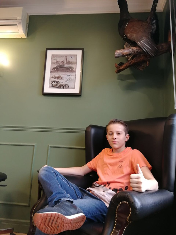 EC6941F3-E55C-471A-A8D3-11BF5E0120AA