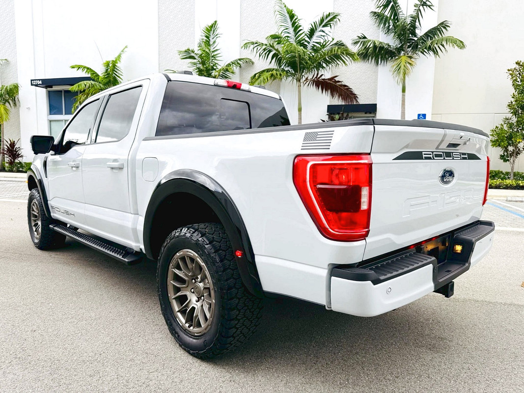 Vehicle thumbnail 12