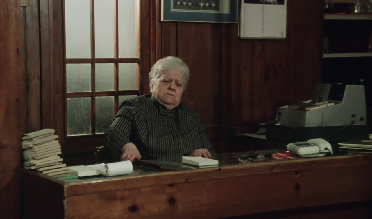 [Immagine: vlcsnap-2023-08-01-03h44m25s281.png]