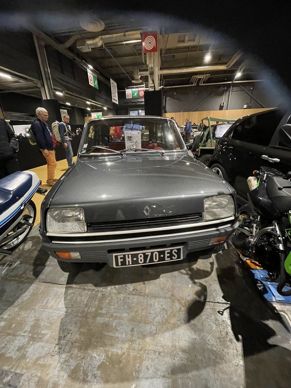 D8D2A5DE-2DFC-4A8A-8615-5420E8FE6287