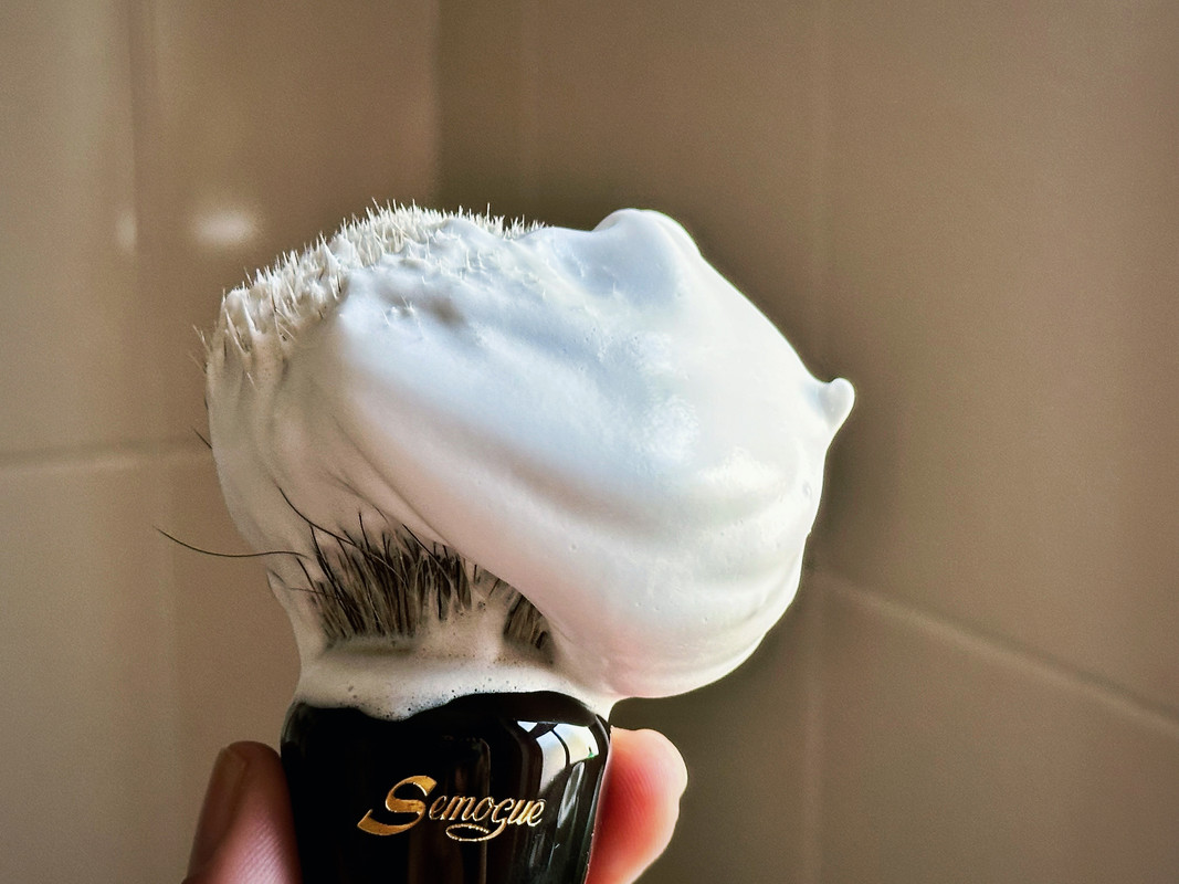 7C9BBB8B-E1D1-45DF-8CFC-82251C1889C4