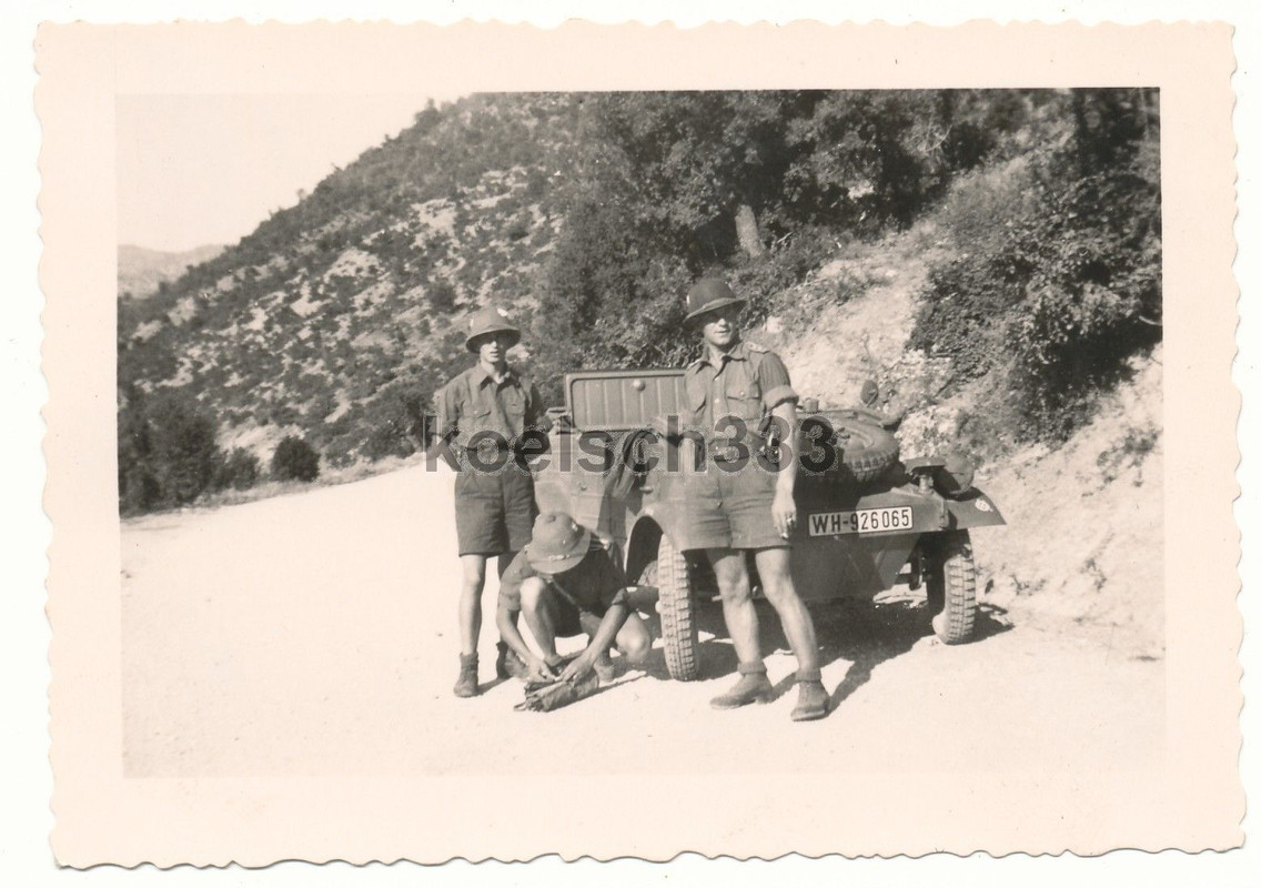 Foto 22. Infanterie Div. Kreta 1943 VW Kübelwage