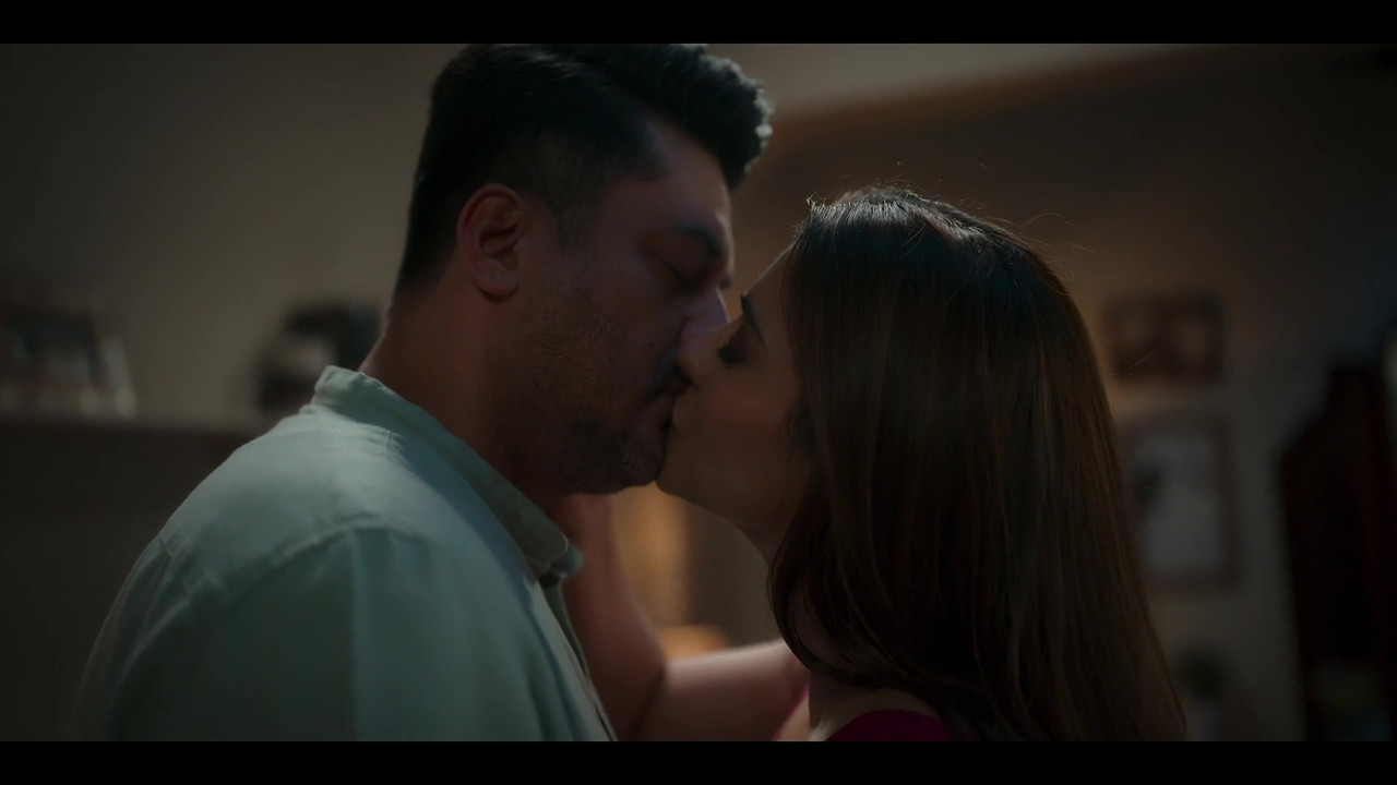 [Image: vlcsnap-2025-09-20-11h49m08s070.jpg]