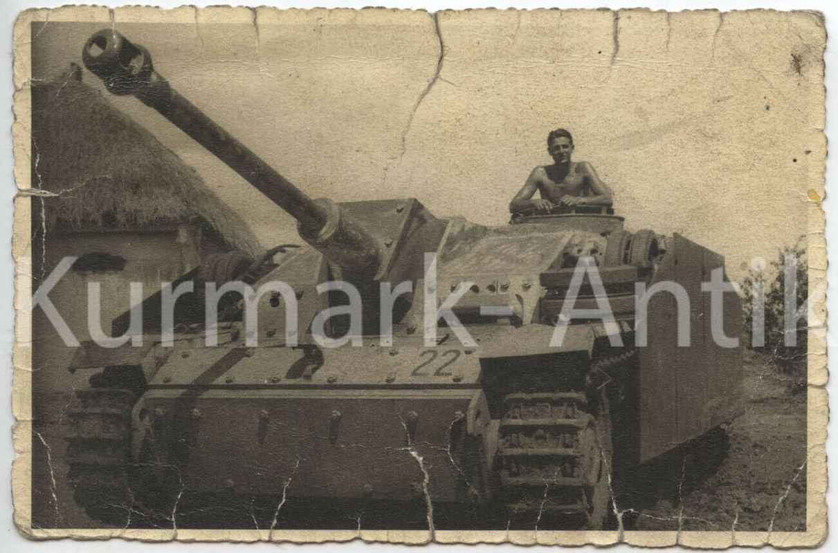 Foto Wehrmacht Panzer Stug Sturmgeschütz Russland 1943 TARN Seitenschürzen
