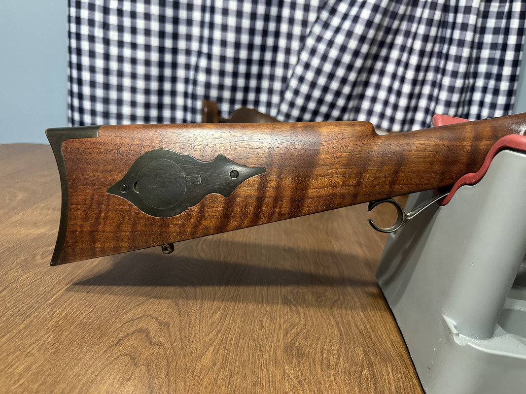 5CA241DC-128B-45A1-AD5C-B64D62E7DECD