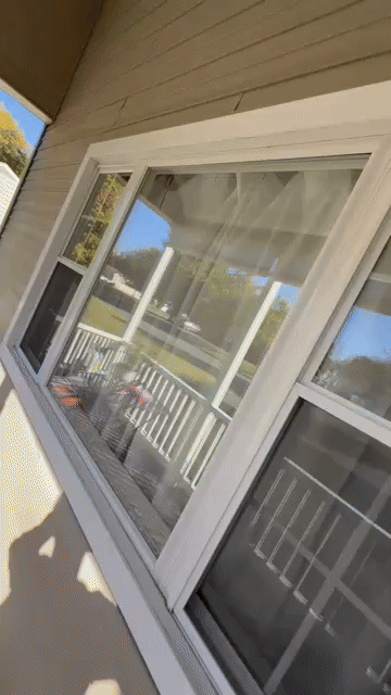 Spot-free air dry with DI water GIF