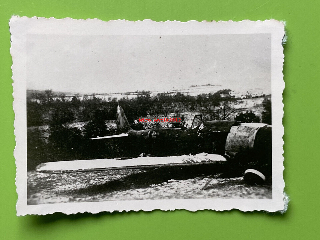 Foto, Wk2, Flugzeug Focke-Wulf Fw 190 nach Bauchlandung Ostfront 1944 (N)50792