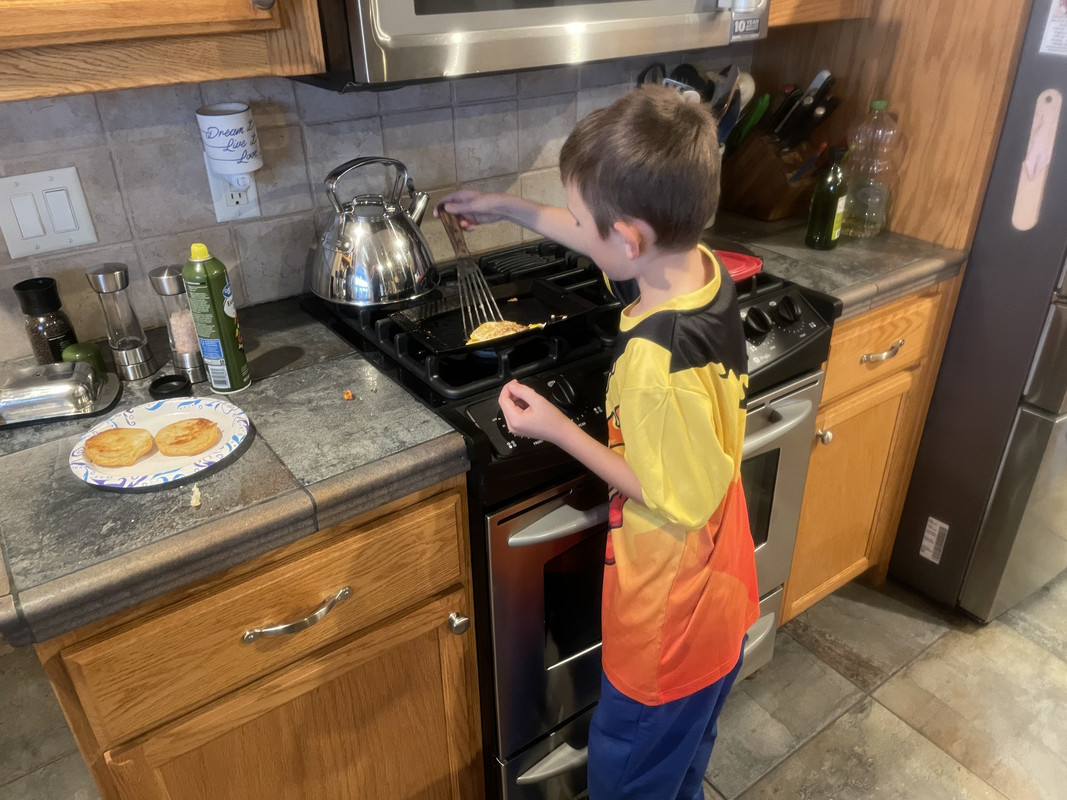 1E172CDE-8C3A-4284-90EE-7243B515540A