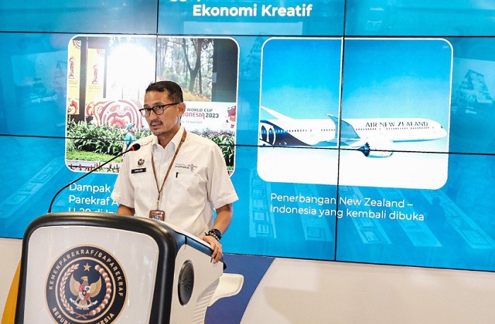 Sandiaga Uno dalam