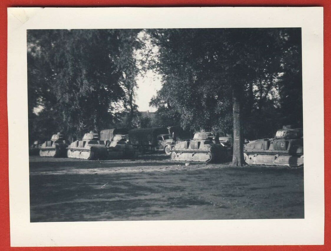 Französische Beute Panzer Somua S-35 mit Baltenkreuz ganze Kolonne 1941 Teil 18