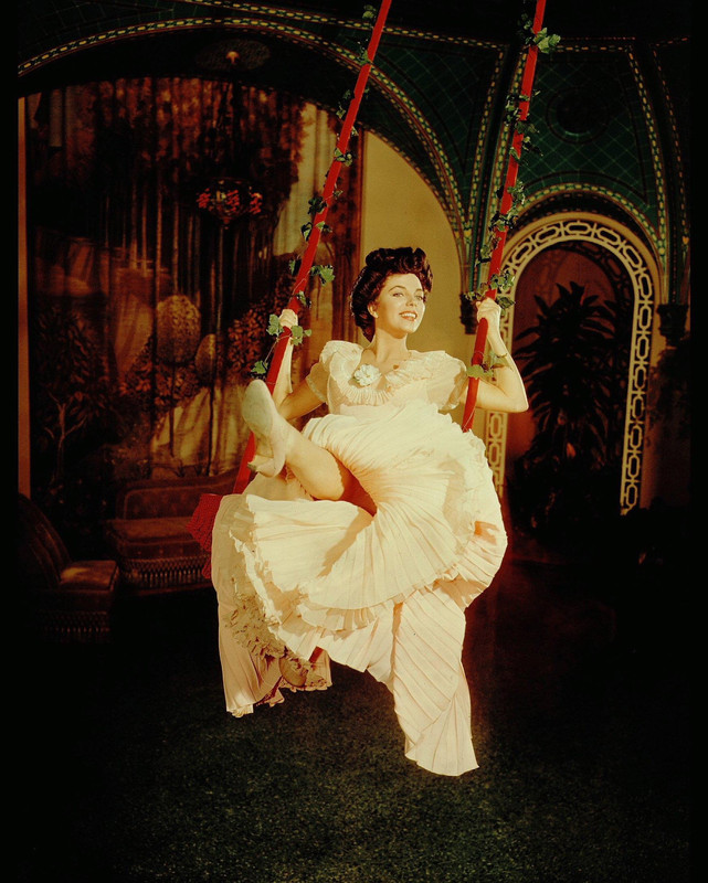 Joan_Collins_d89