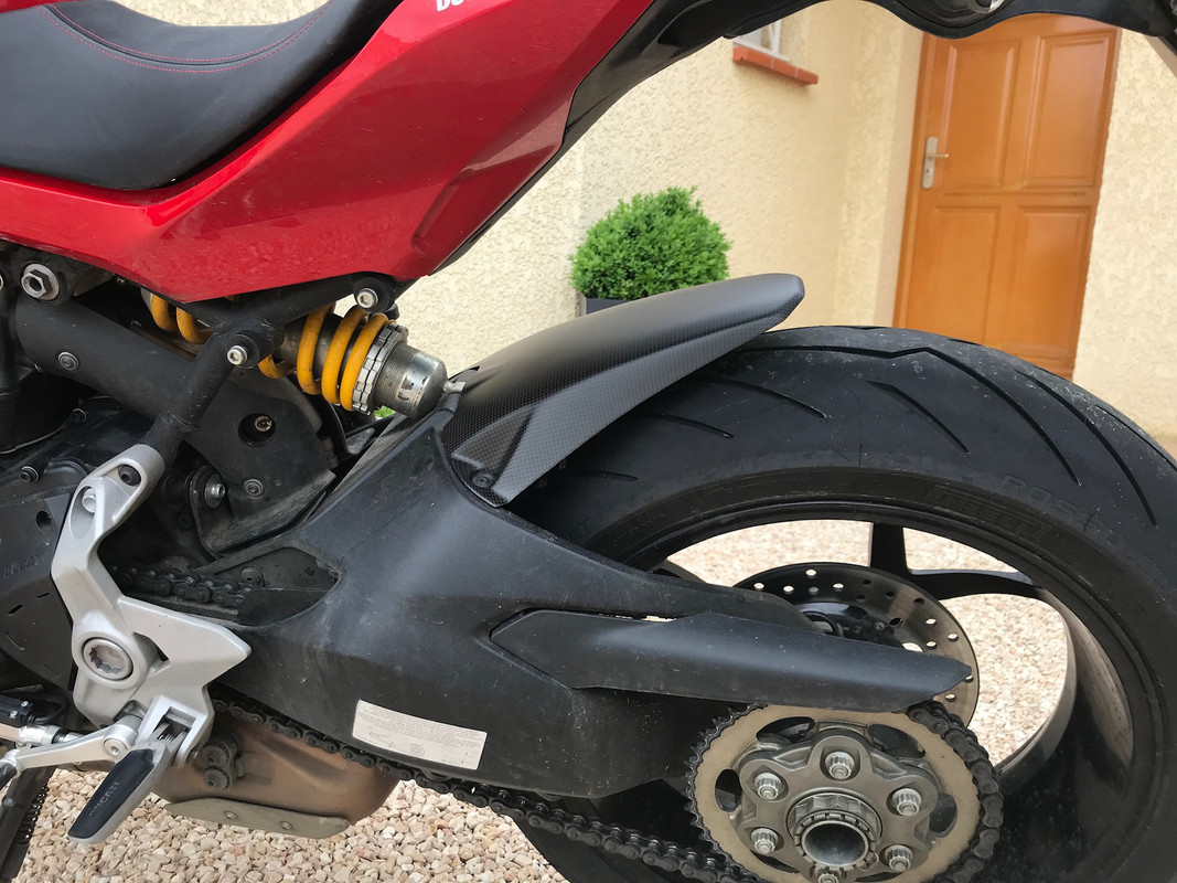 F5A9B6B9-E727-4120-84BE-746C40B8BC54