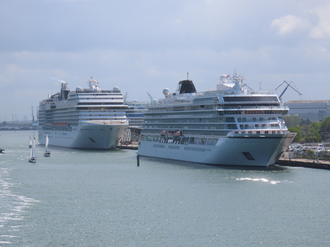 4E642178-3C4C-4EAF-9318-662DD332D70C