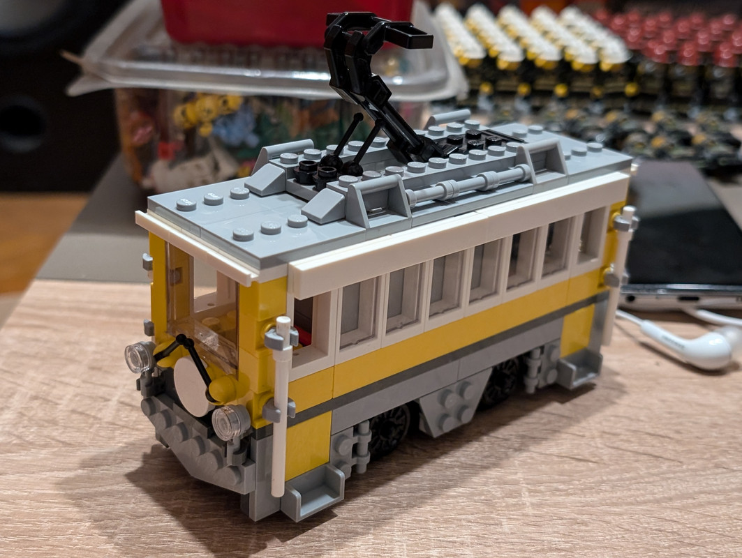 PXL_20241111_212839120