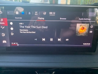 015EF159-F186-4B40-B11B-C7566E89F436