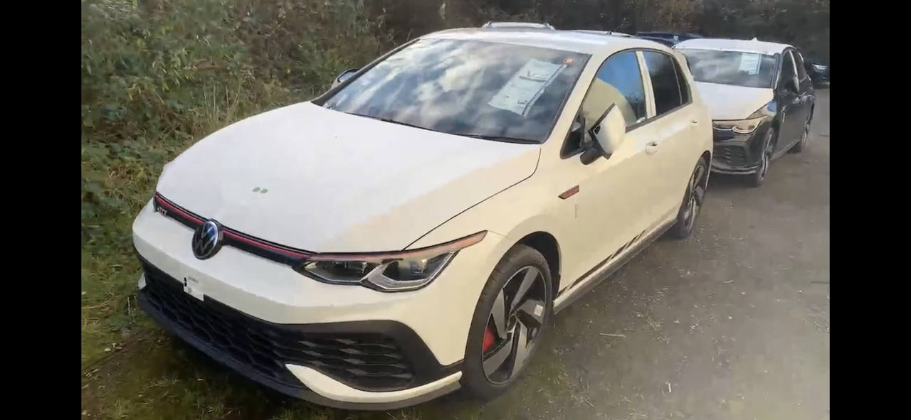 000794F8-3A3F-4F8F-93FA-47ED1477FCAE