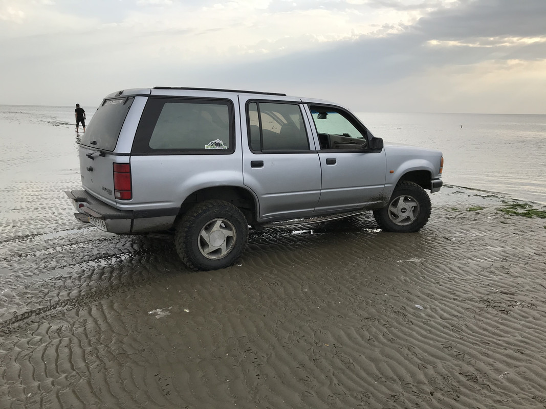 E6C21D09-BEA6-47AA-A93A-4160BC5023F7