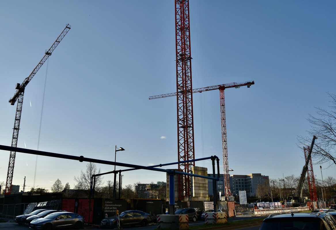 CCE7E894-0E99-4460-BCA2-AA136CB18428_1_201_a