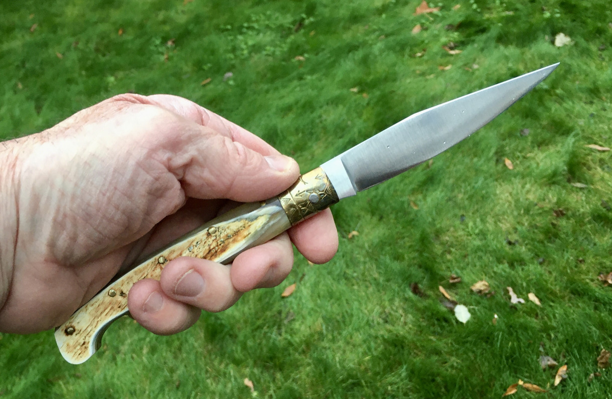 8B11DF6A-15B0-4C6E-909E-EF181F6D1505