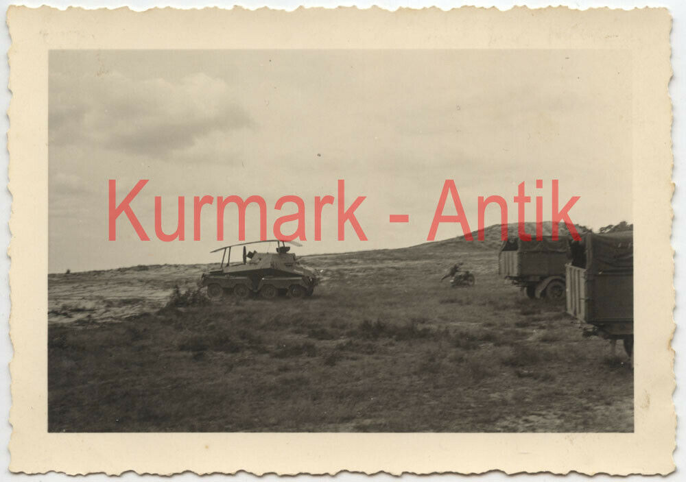 Foto Wehrmacht Panzer Spähwagen 232 Funker Einsatz Dallgow Döber